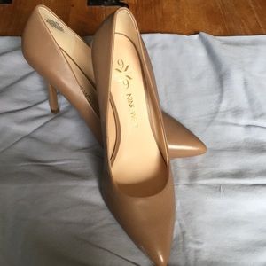Nine West pumps, 3 inch heel. Never worn!